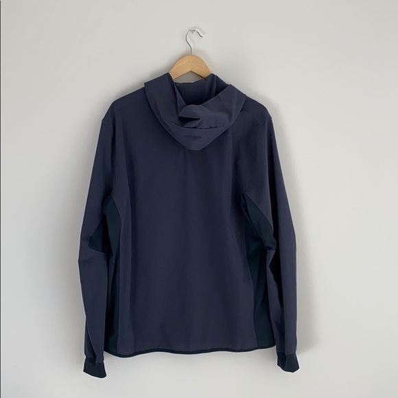 Lululemon Jacket - Picture 5 of 5